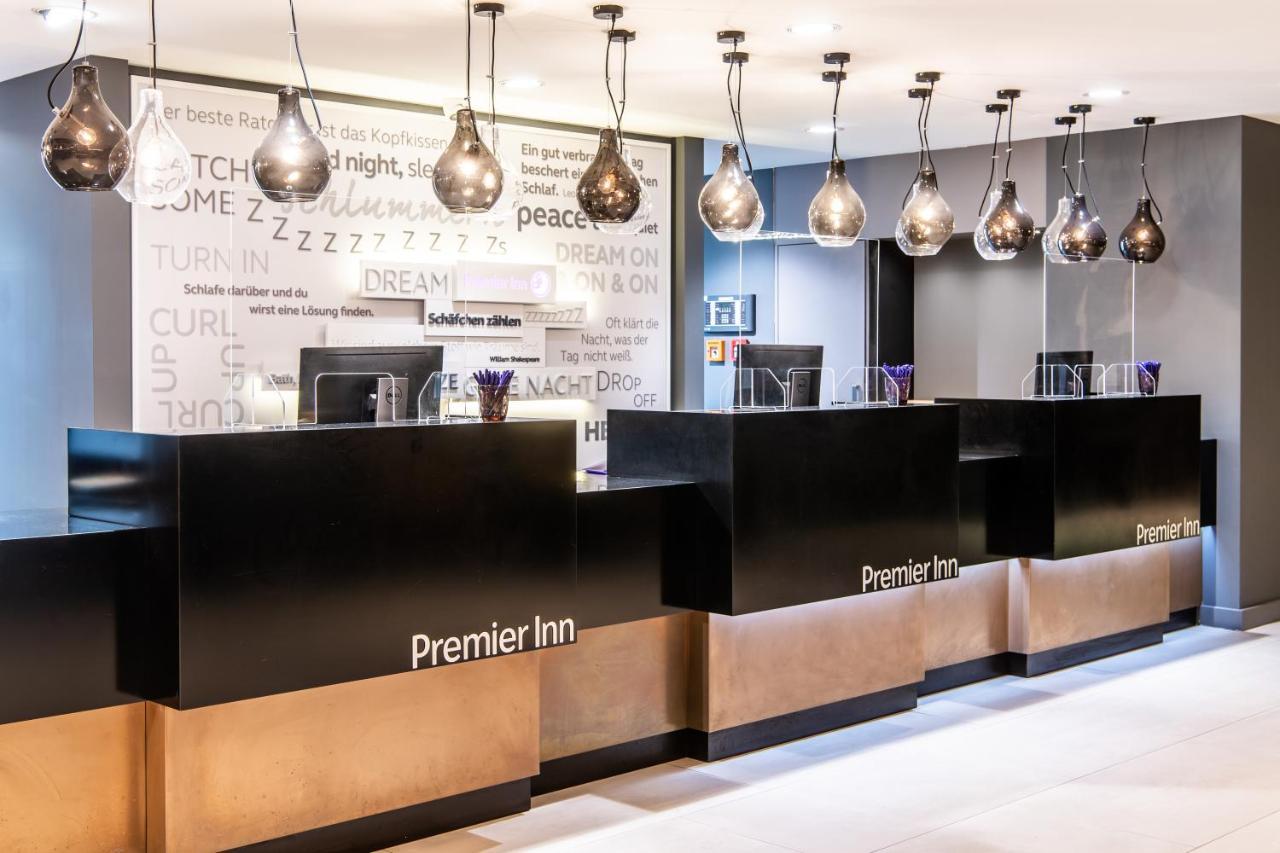 Premier Inn Braunschweig City Centre Exterior photo