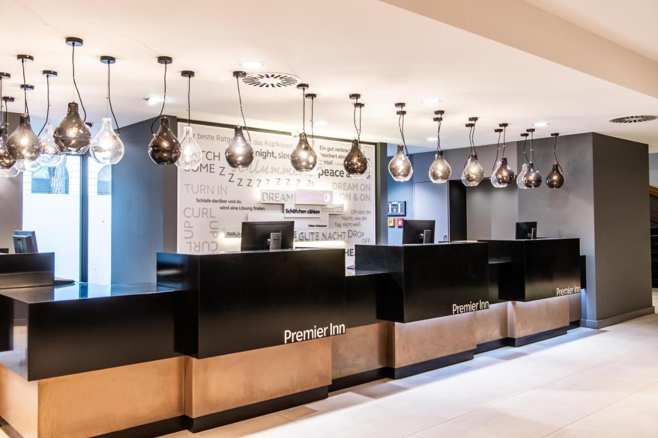 Premier Inn Braunschweig City Centre Exterior photo